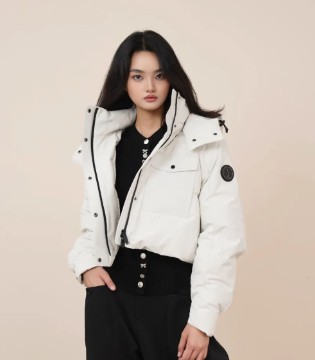 冬日暖尚指南｜歌诗陌Geshimo羽绒服，让温暖与优雅共生