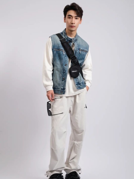 恩咖(UNKUT)男装品牌2025秋最新产品展示