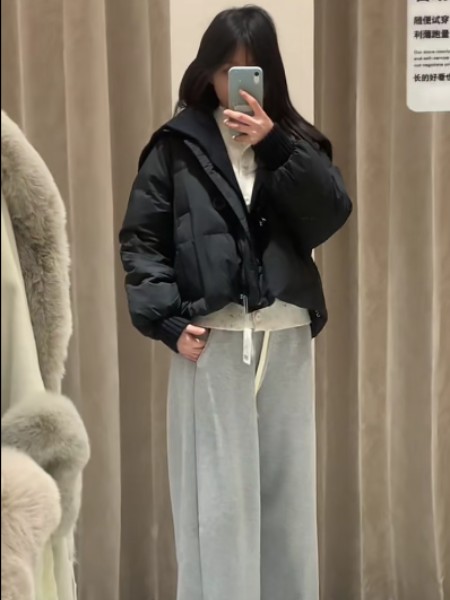 入卡女装品牌最新产品展示