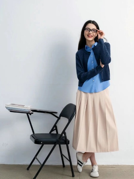 Giordano佐丹奴(Giordano)休闲牛仔品牌最新产品展示