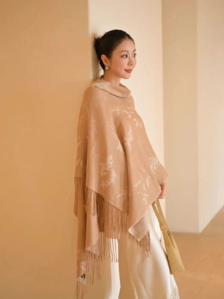 玛丽亚古琦(MARJA KURKI)箱包饰品品牌最新产品展示