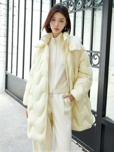 茜可可(Cekeke)女装品牌2025冬季最新产品展示