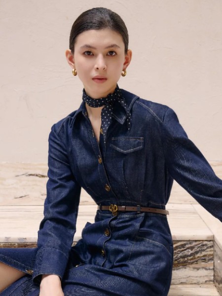 郁香菲(yuxiangfei)女装品牌2025最新产品展示