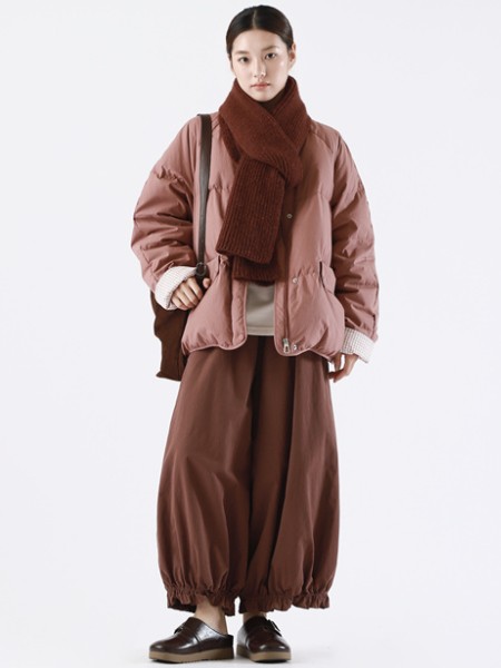 简与媄女装2025年冬季品牌最新产品展示