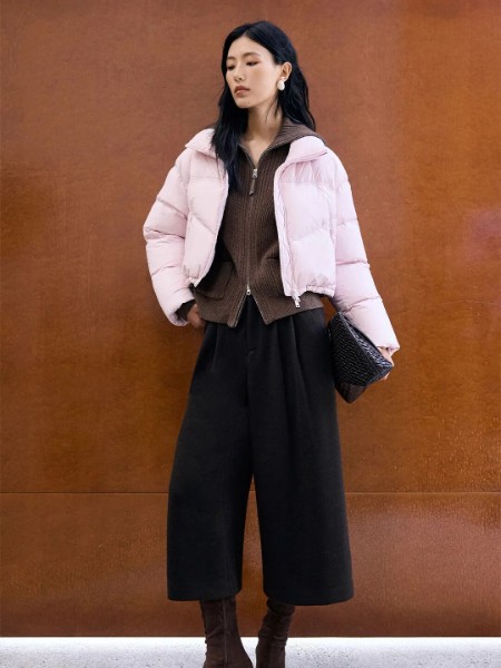 西纳维思(Swelnus)女装品牌2025最新产品展示