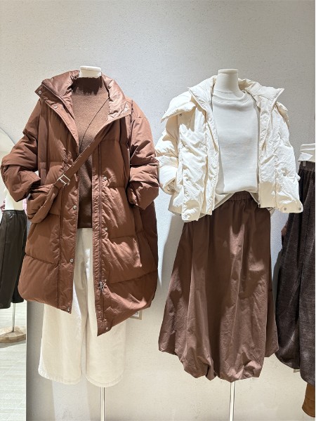 简与媄女装品牌2025年冬季最新产品展示