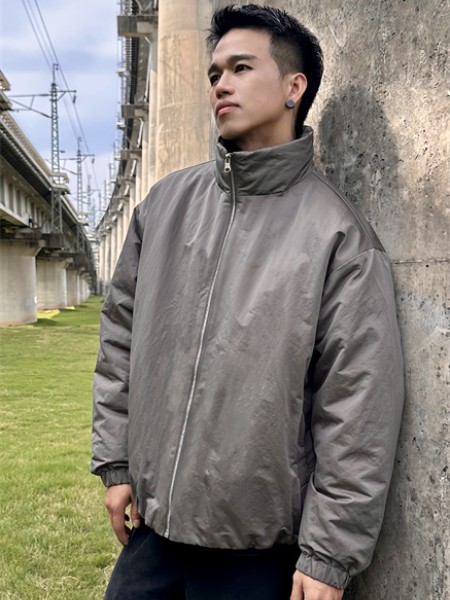 汉朴(hpheinpo)男装品牌2025年冬季羽绒服最新产品展示