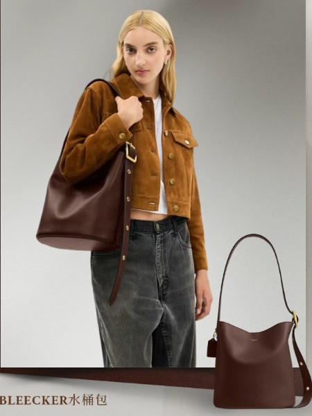 COACH蔻驰(COACH)女装香包品牌2025最新产品展示