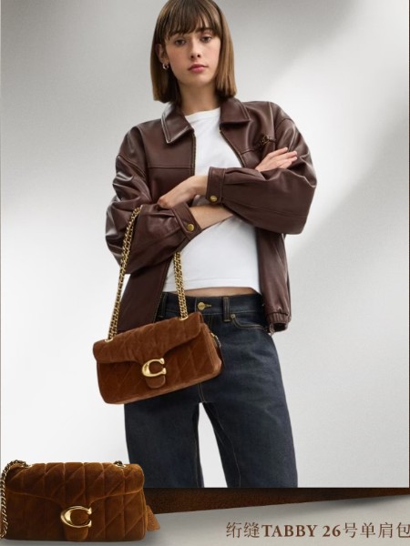 COACH蔻驰(COACH)女装香包品牌2025最新产品展示