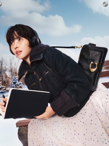 COACH蔻驰(COACH)女装香包品牌2025最新产品展示