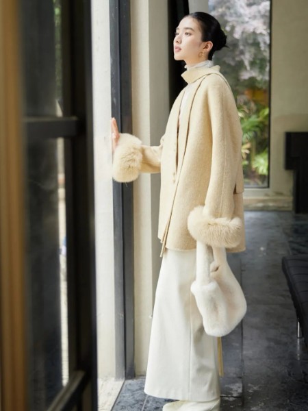 风笛(BAGPIPE)女装品牌2025秋冬季最新产品展示