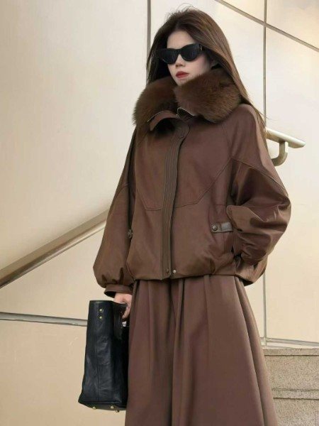 VIEAING薇迎女装品牌2025年冬季最新产品展示