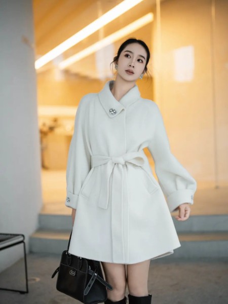 蒂言女装品牌2025冬季最新产品展示