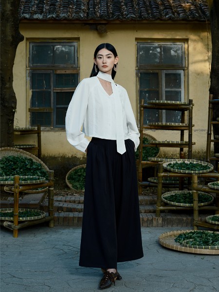 VIEAING薇迎女装品牌2026春季最新产品展示