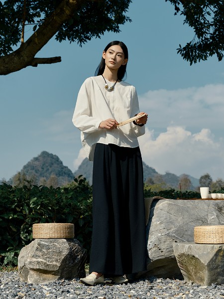 VIEAING薇迎女装品牌2026春季最新产品展示