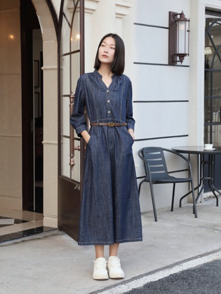 荣子女装品牌2026年春季新品